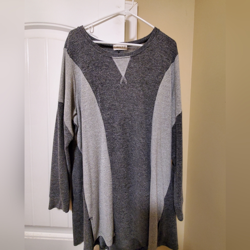 Womens Plus Size Long Sleeve Top